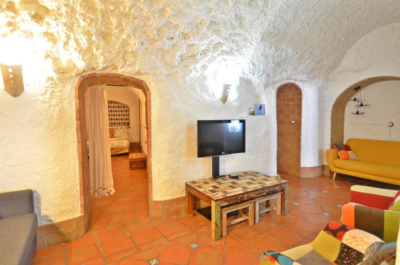 House&Cave Parking And Terrace, In The City グラナダ エクステリア 写真